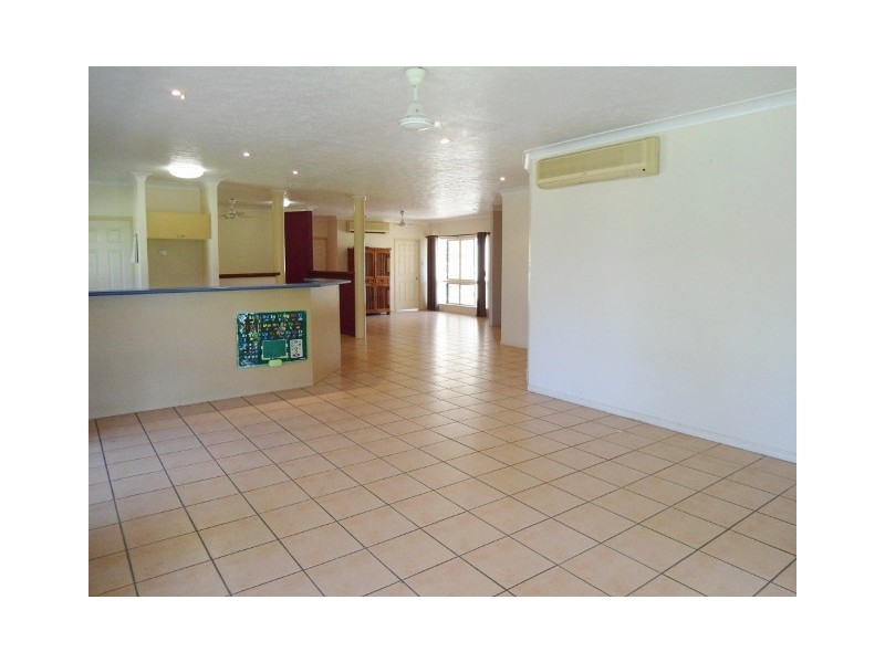 9 VANESSA COURT, Rupertswood QLD 4817