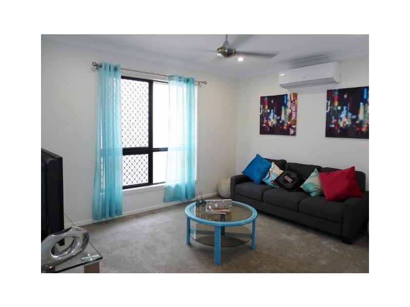 18 FREEDOM GREEN, Rasmussen QLD 4815