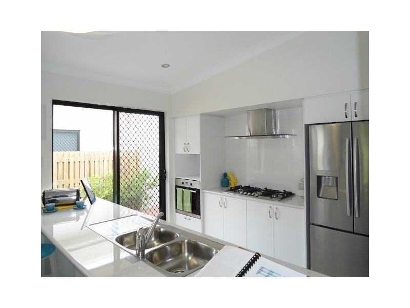18 FREEDOM GREEN, Rasmussen QLD 4815