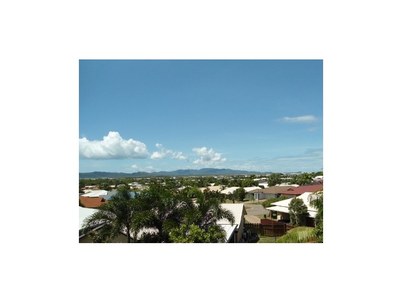 40 TIMBURY WAY, Mount Louisa QLD 4814