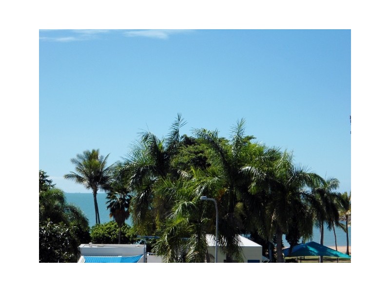 14/33 THE STRAND, North Ward QLD 4810