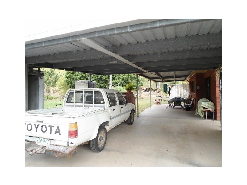 211 MOUNTVIEW DRIVE, Toonpan QLD 4816