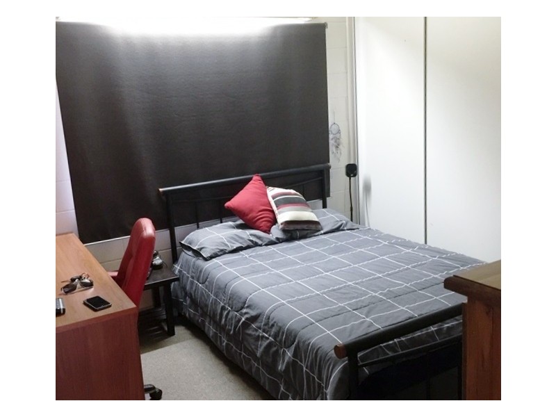 16 KILCORA STREET, Mount Low QLD 4818