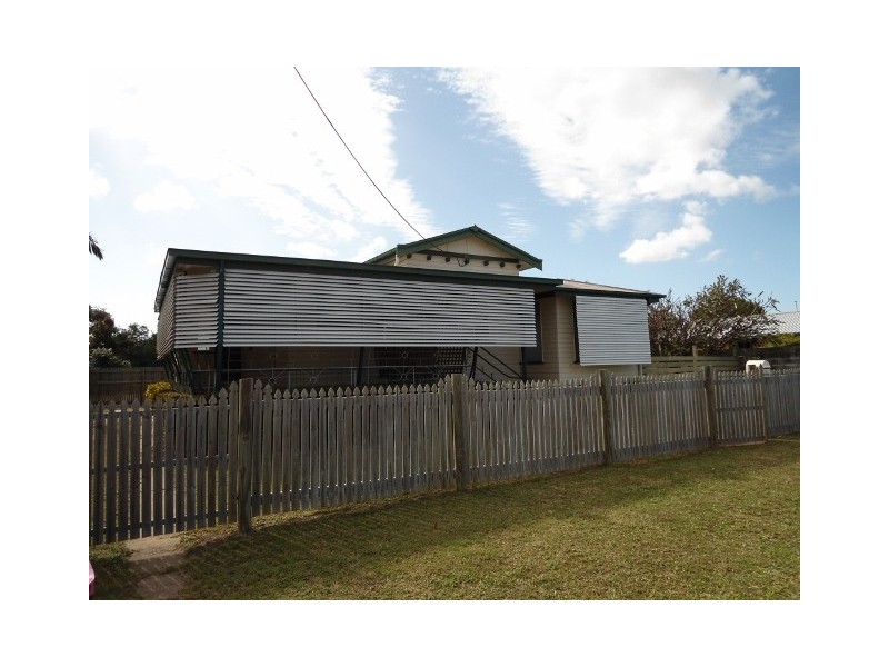 18 LOWTH STREET, Rosslea QLD 4812