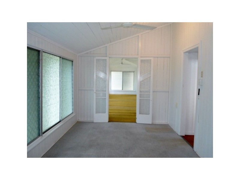 18 LOWTH STREET, Rosslea QLD 4812