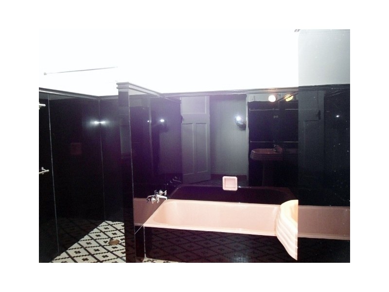 18 LOWTH STREET, Rosslea QLD 4812