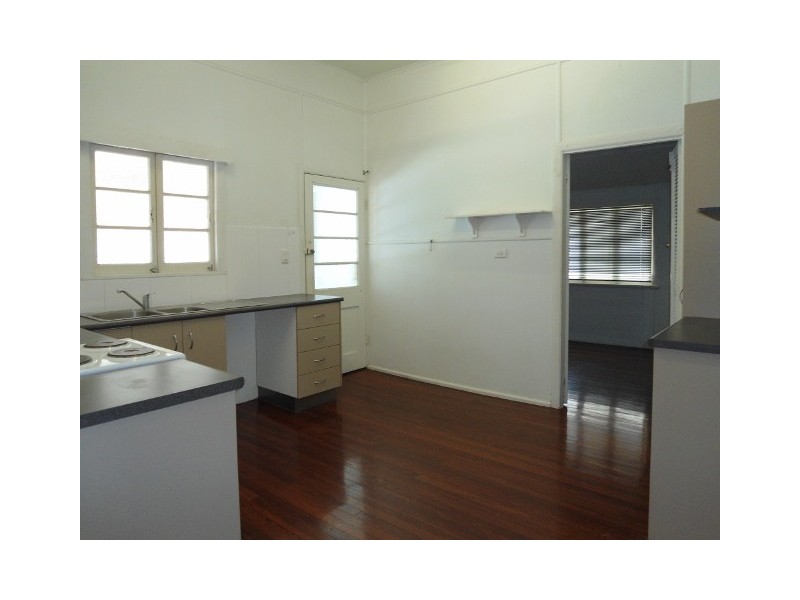 18 MEENAN STREET, Garbutt QLD 4814