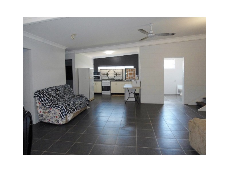 11 PERROUX STREET, Gulliver QLD 4812