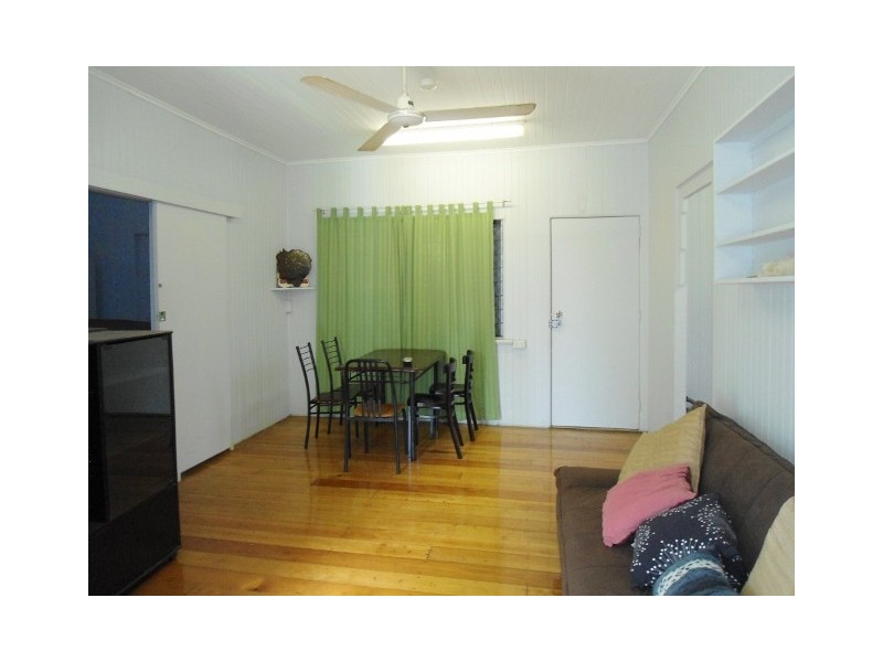 11 PERROUX STREET, Gulliver QLD 4812