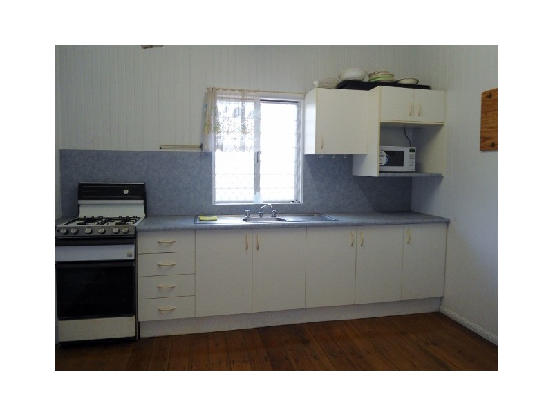 11 PERROUX STREET, Gulliver QLD 4812