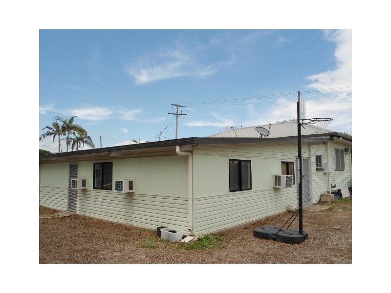 11 PERROUX STREET, Gulliver QLD 4812