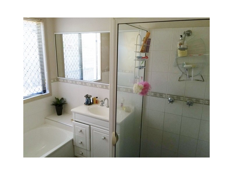 4 MEADOWBROOK DRIVE, Aitkenvale QLD 4814