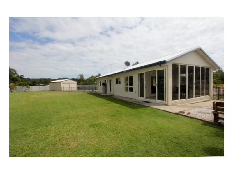 8 TURNBERRY COURT, Balgal Beach QLD 4816