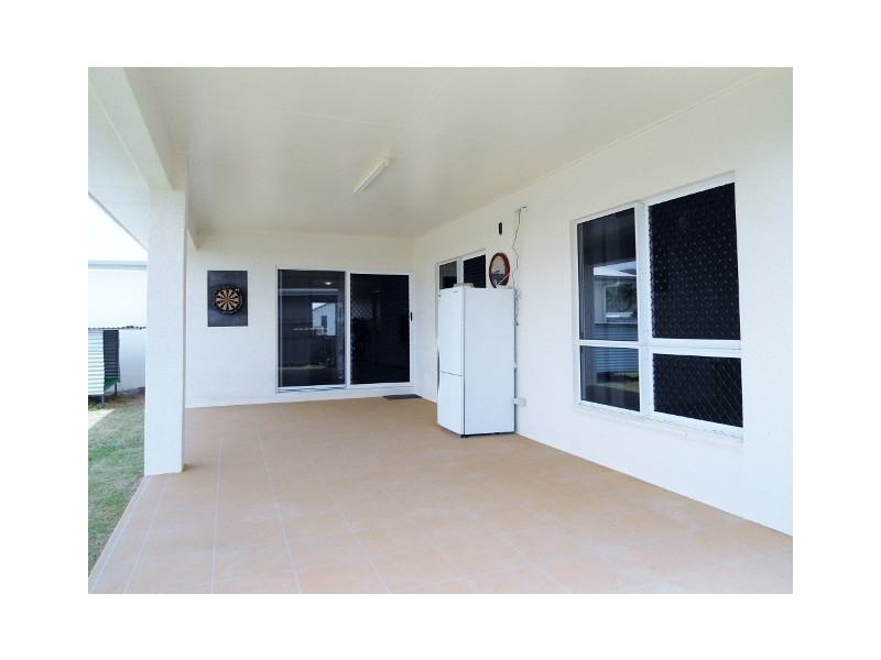 29 STEPHANIE STREET, Rasmussen QLD 4815