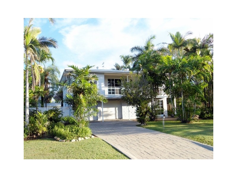 8 LONSDALE STREET, Gulliver QLD 4812
