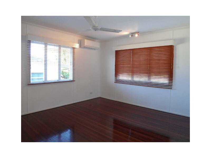 33 THOMPSON STREET, Aitkenvale QLD 4814