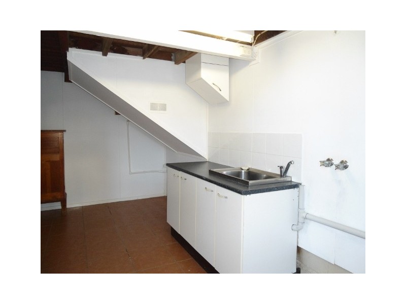 33 THOMPSON STREET, Aitkenvale QLD 4814