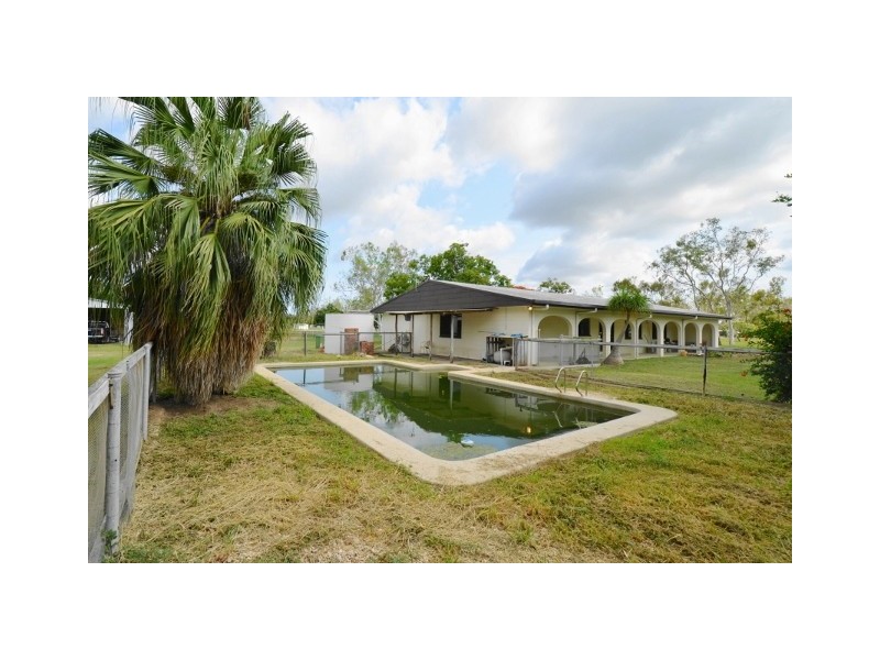 18 Duggan Drive, Alligator Creek QLD 4816