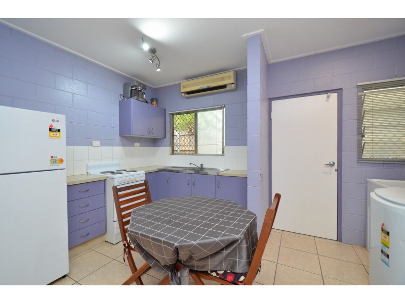 5/17 CRAUFORD STREET, West End QLD 4810