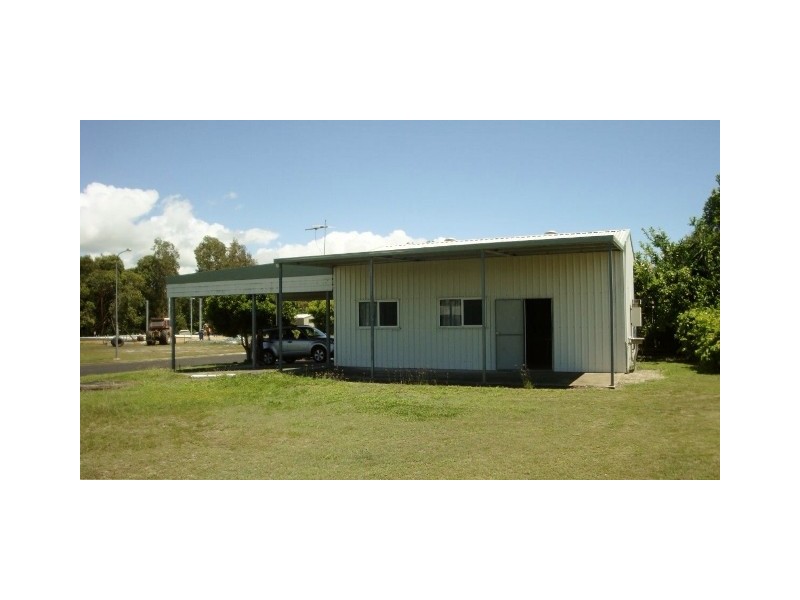 11 Taylor Street, Kurrimine Beach QLD 4871