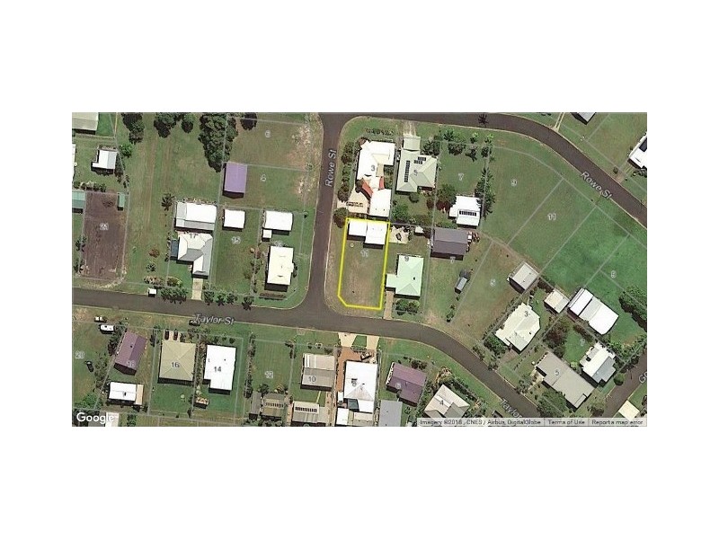 11 Taylor Street, Kurrimine Beach QLD 4871