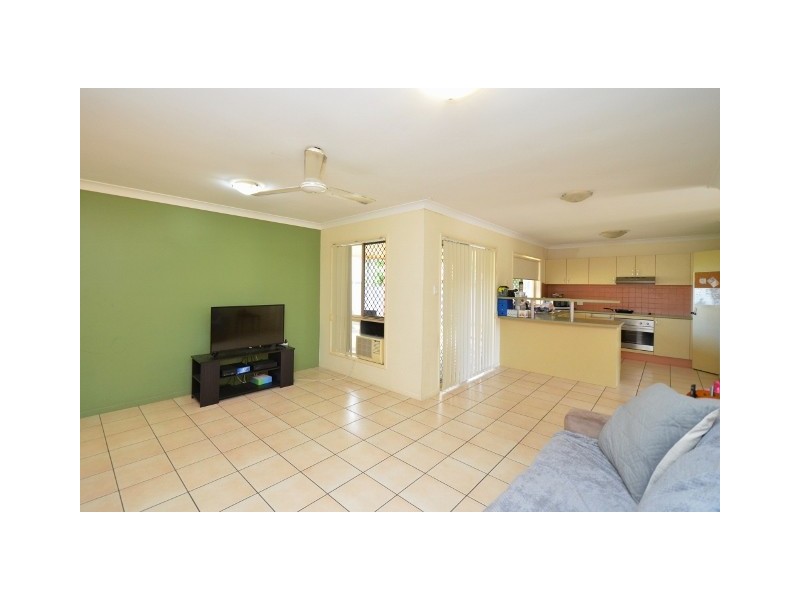 9 CRESTBROOK DRIVE, Mount Louisa QLD 4814