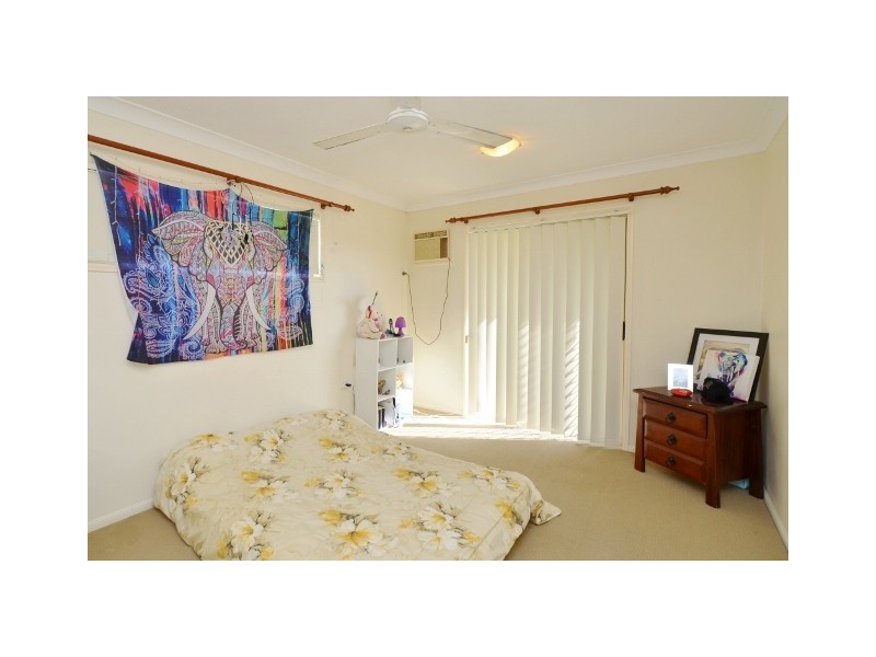 9 CRESTBROOK DRIVE, Mount Louisa QLD 4814
