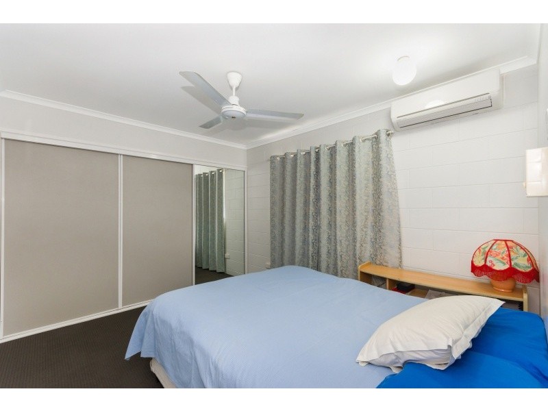 4/27 KITCHENER ROAD, Pimlico QLD 4812