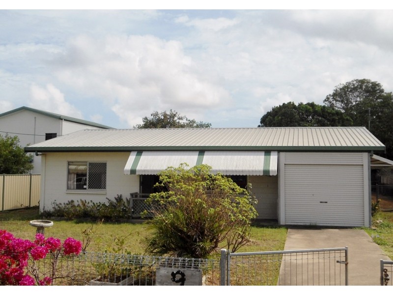 9 VIOLET CRESCENT, Rasmussen QLD 4815