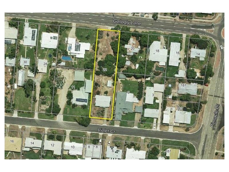 9 VIOLET CRESCENT, Rasmussen QLD 4815