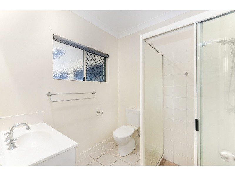 17 RIVERBEND DRIVE, Douglas QLD 4814