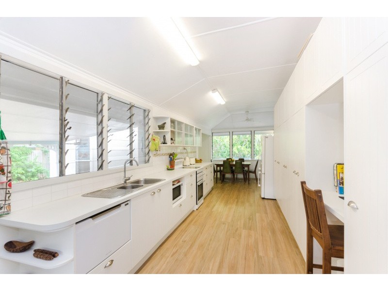 149 Harold Street, West End QLD 4810