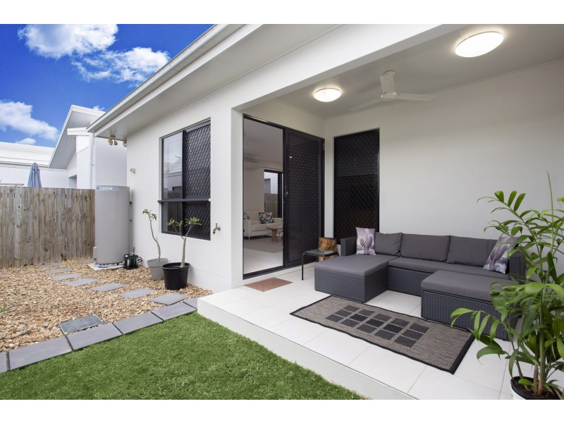 10 ROWLEY PLACE, Burdell QLD 4818