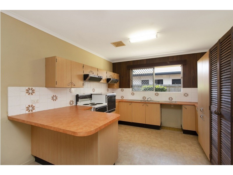 135 ALBERT STREET, Cranbrook QLD 4814
