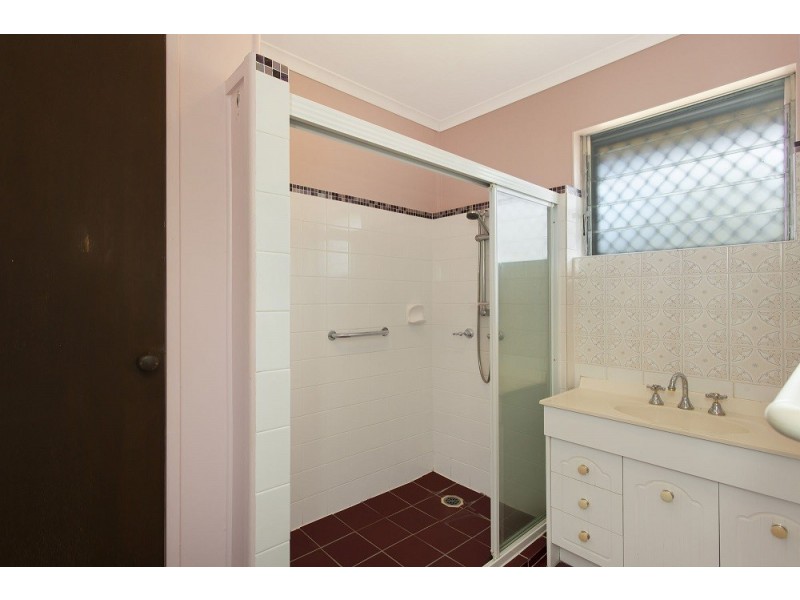 135 ALBERT STREET, Cranbrook QLD 4814