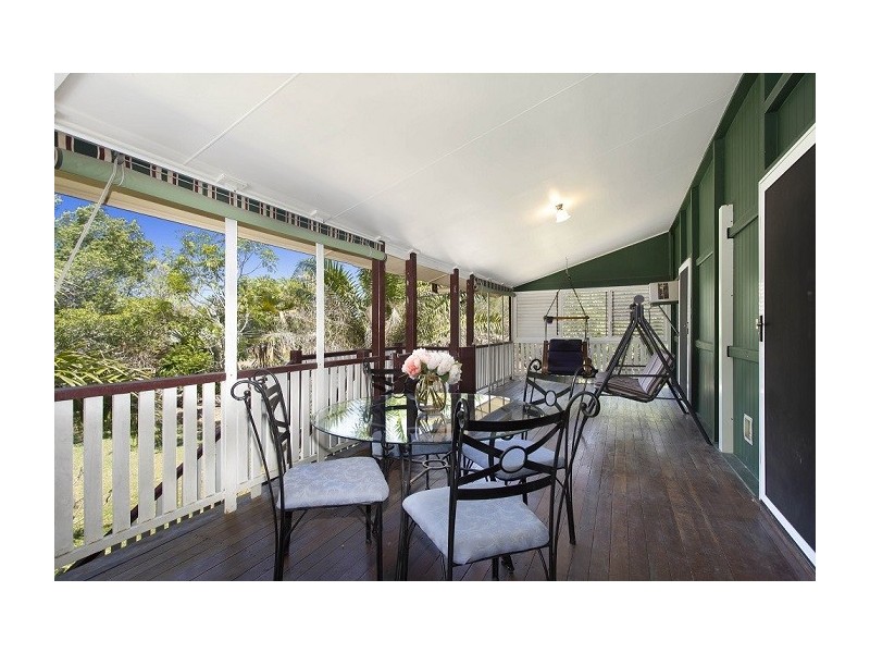 9 BRISBANE DRIVE, Jensen QLD 4818