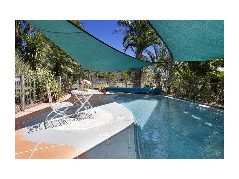 9 BRISBANE DRIVE, Jensen QLD 4818