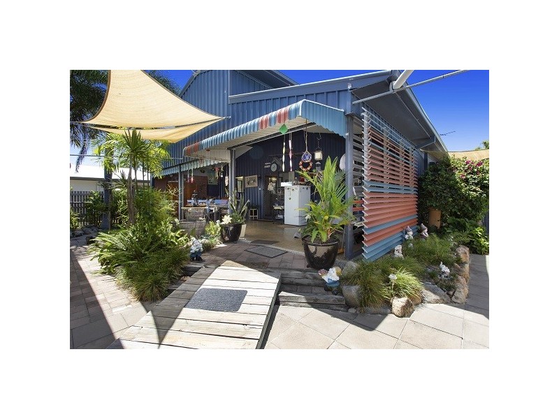 9 TRACEY STREET, Balgal Beach QLD 4816