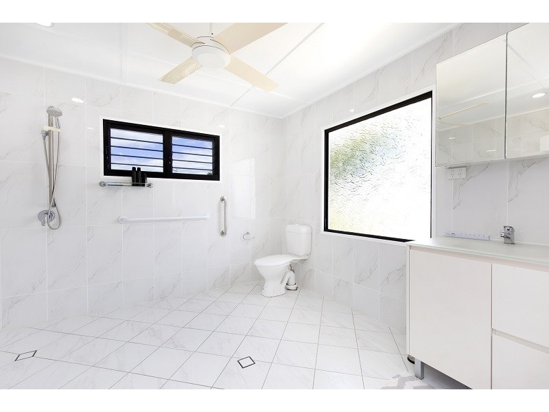 8 O’CONNOR STREET, Rosslea QLD 4812