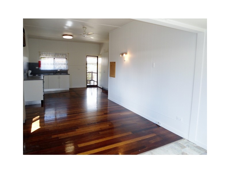 34 BROOKS STREET, Railway Estate QLD 4810