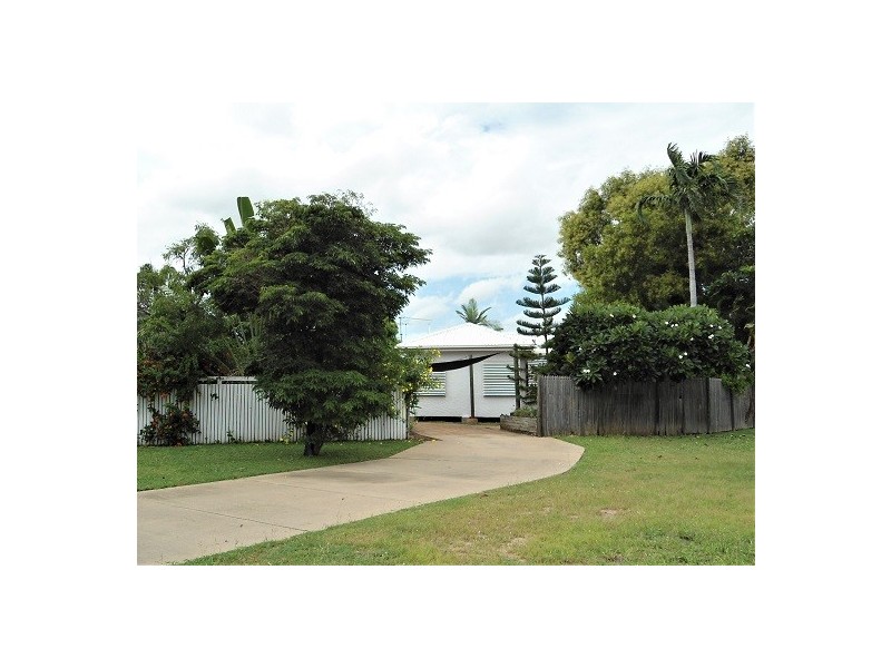 203 HUGH STREET, Currajong QLD 4812