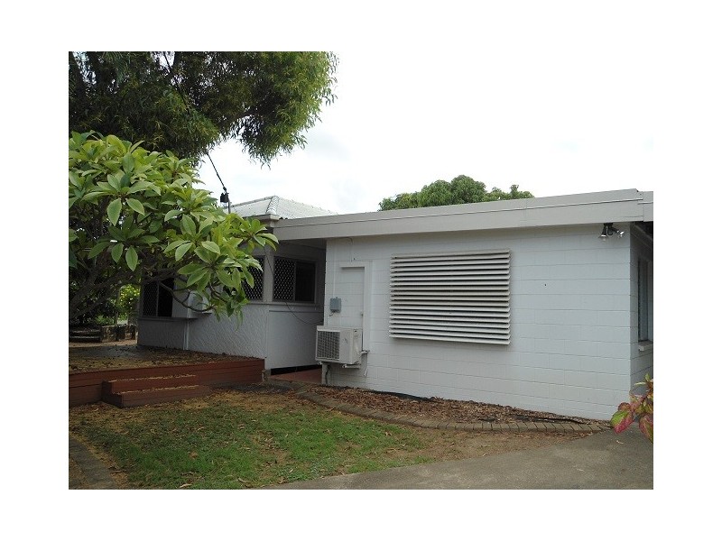 203 HUGH STREET, Currajong QLD 4812