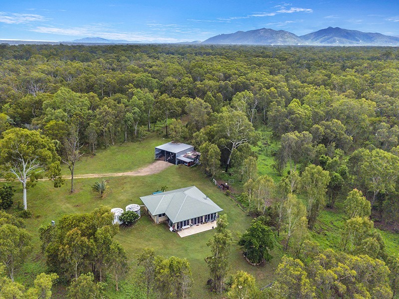 45 RILEY ROAD, Cape Cleveland QLD 4810