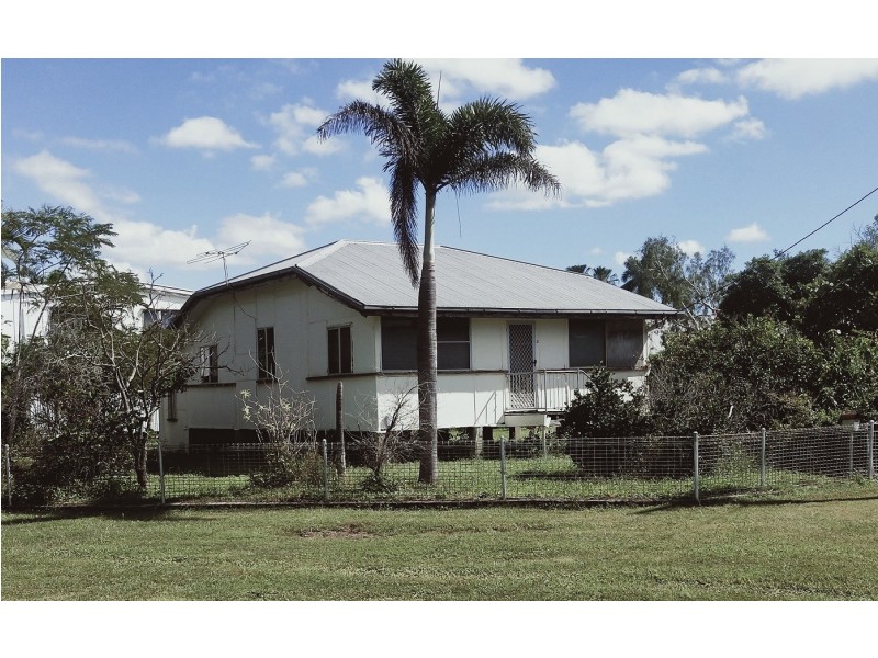 21 TOBRUK STREET, Gulliver QLD 4812