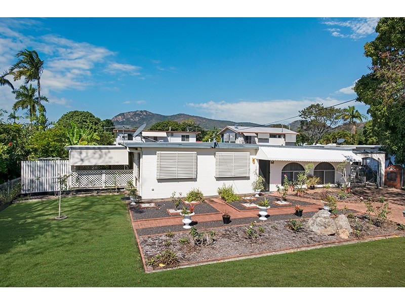 164 ALBERT STREET, Cranbrook QLD 4814