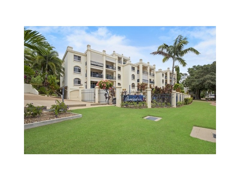 15/18 THE STRAND, North Ward QLD 4810