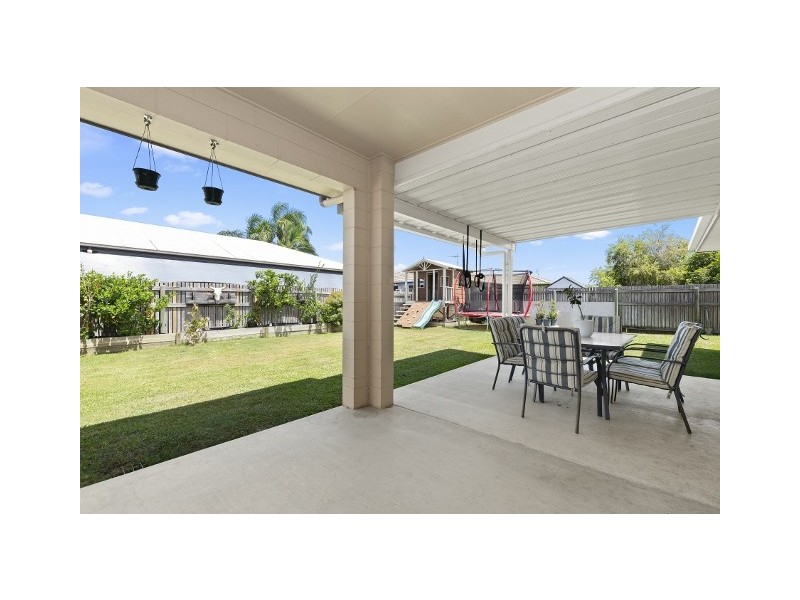 3 THORNBILL CLOSE, Kelso QLD 4815