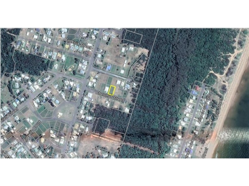 11 CHESTNUT STREET, Forrest Beach QLD 4850