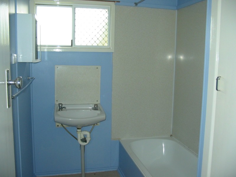 14 Hewitt Street, Moura QLD 4718