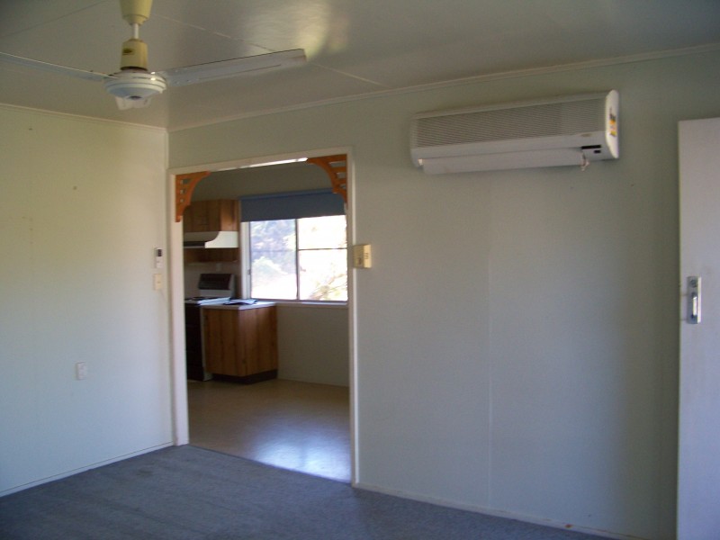 54 Nobbs Street, Moura QLD 4718